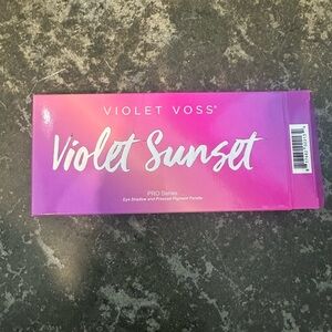 Violet Voss Sunset Palette with Pink and Purple Hues